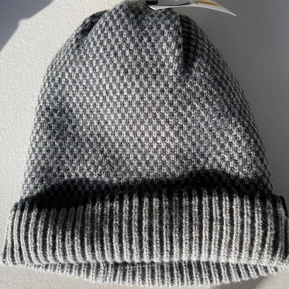 Dockers Mens Black & Gray Knit Beanie Hat Sherpa Lined For Warmth One Size Fits - Picture 1 of 7